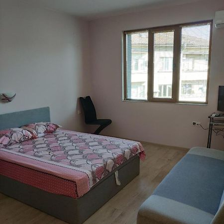 Liliya Apartment Πλέβεν Εξωτερικό φωτογραφία