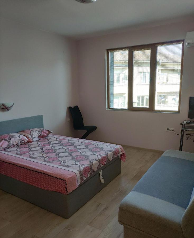 Liliya Apartment Πλέβεν Εξωτερικό φωτογραφία